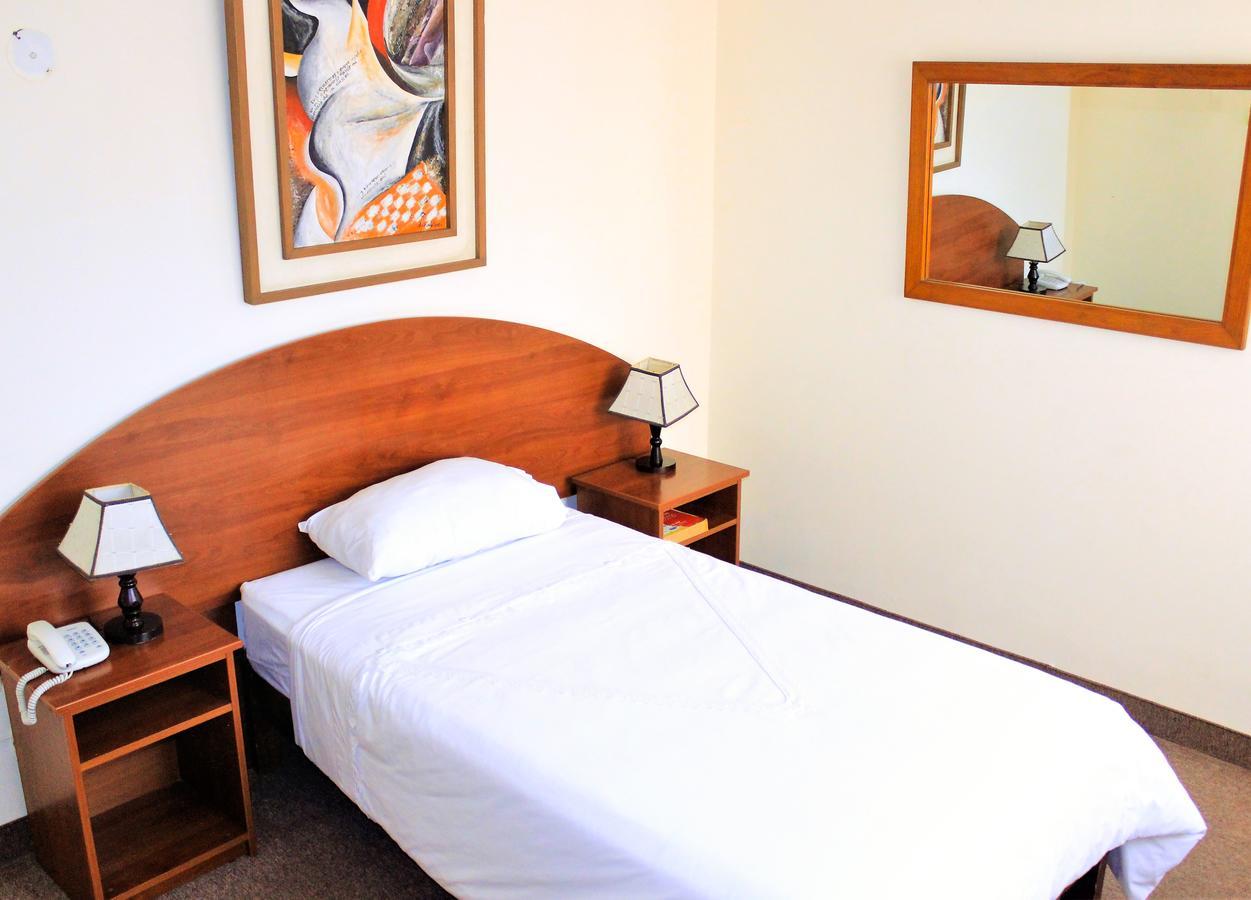 Hotel Anthony'S Lima Extérieur photo